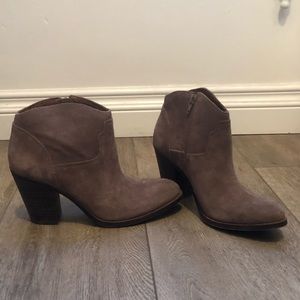 NWT Lucky Brand Tan Western Booties sz9.5